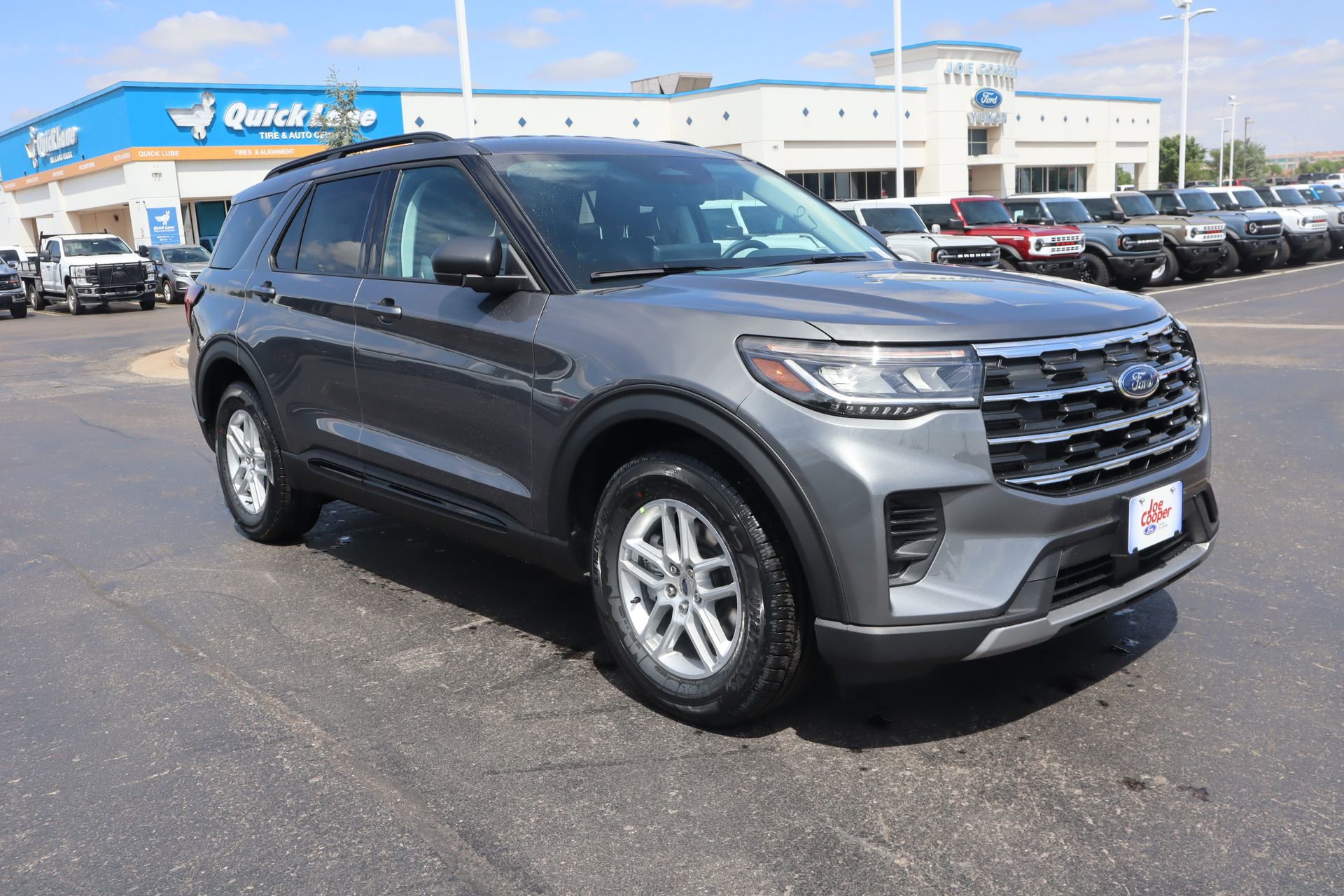 New 2026 Ford Explorer Active RWD image 1