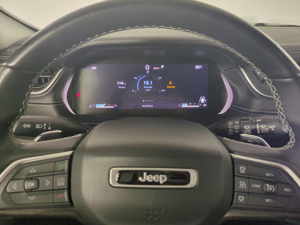 Used 2022 Jeep Grand Cherokee L Limited w/ Luxury Tech Group II AWD/4WD image 37