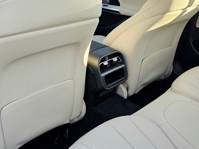 New 2026 Mercedes-Benz E 350 4MATIC Sedan image 24