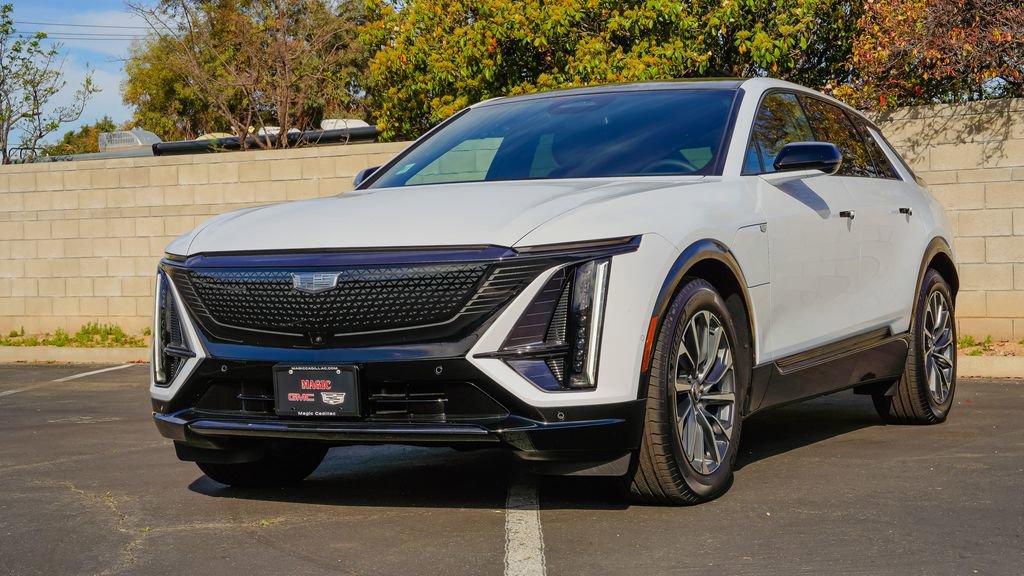 New 2026 Cadillac Lyriq Sport w/ LPO, Floor Liner Package AWD/4WD image 2