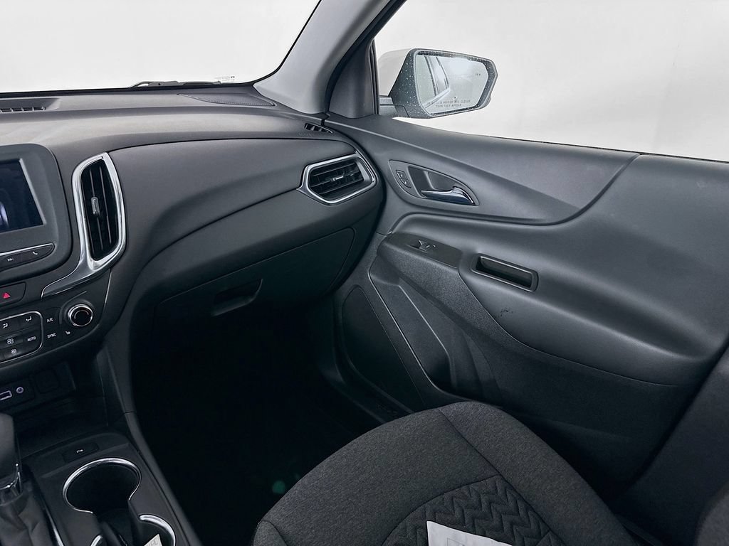 Used 2024 Chevrolet Equinox LT AWD/4WD image 31