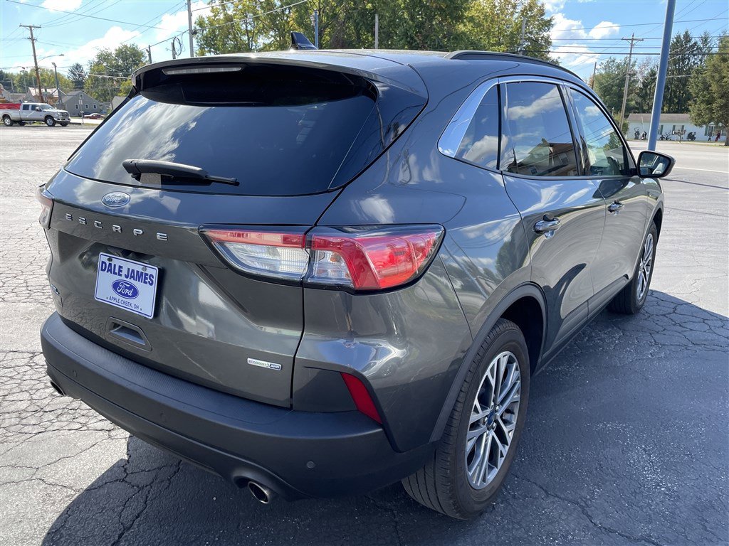 Used 2020 Ford Escape SEL image 8
