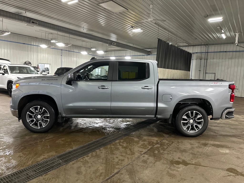 Used 2023 Chevrolet Silverado 1500 LT image 36