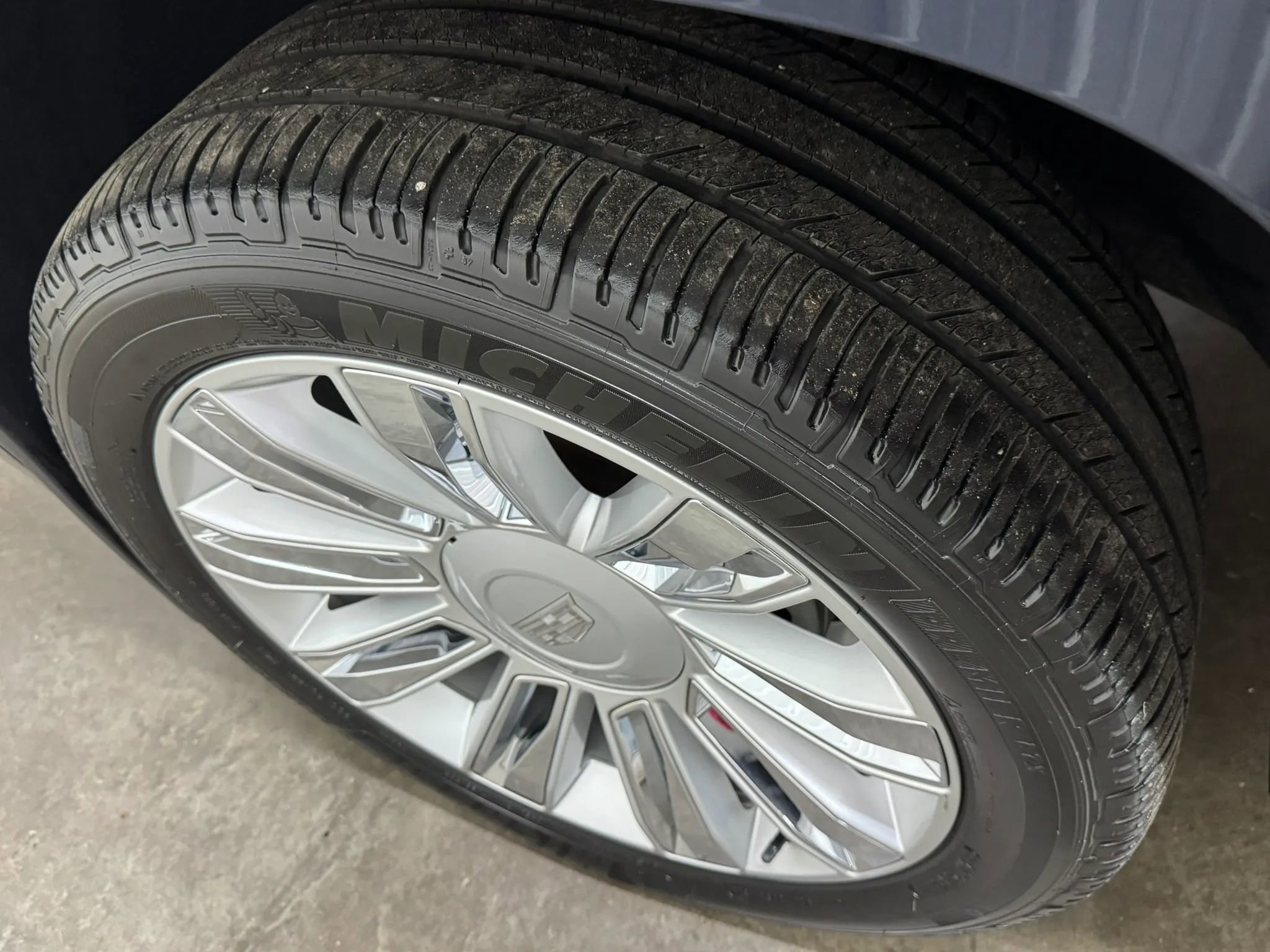 Used 2018 Cadillac Escalade Platinum AWD/4WD image 8