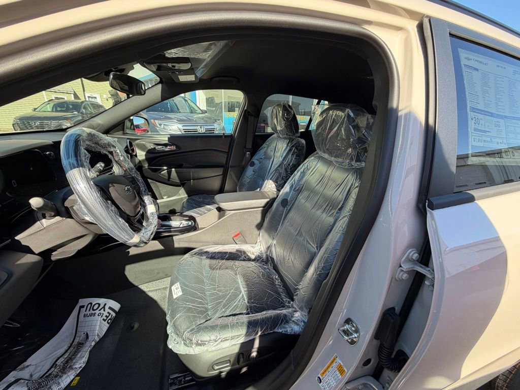 New 2026 Chevrolet Trax RS image 9