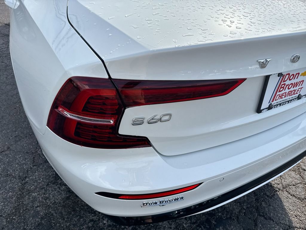 Used 2024 Volvo S60 B5 Core image 33