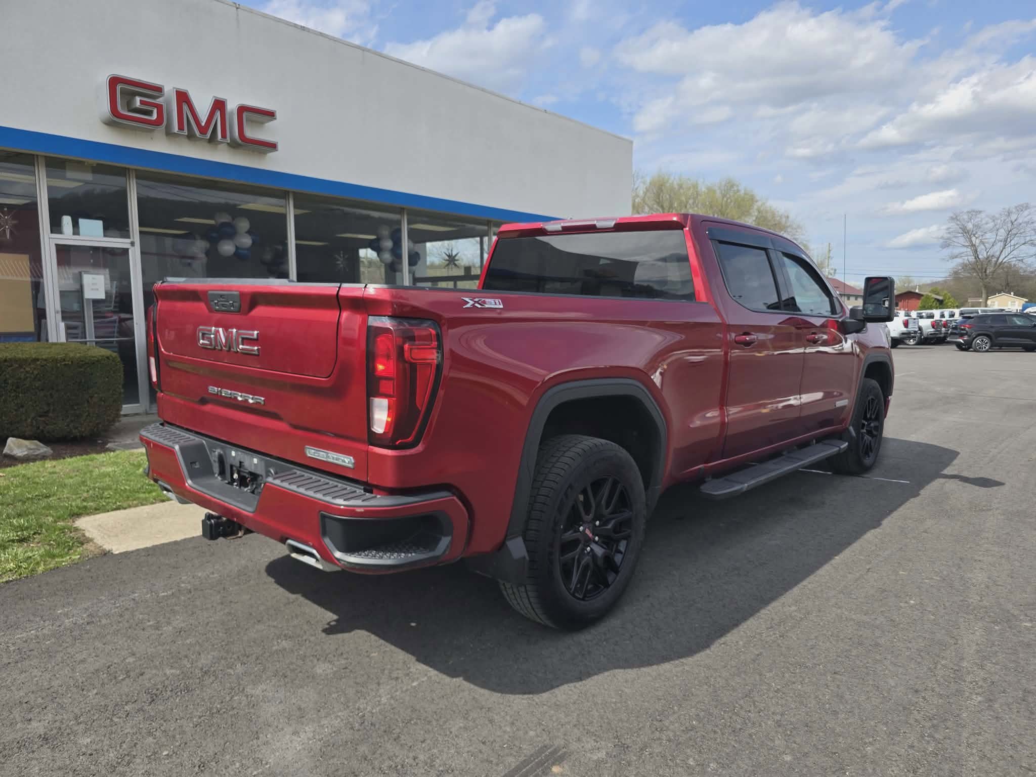 Used 2021 GMC Sierra 1500 Elevation w/ X31 Off-Road Package AWD/4WD video 3
