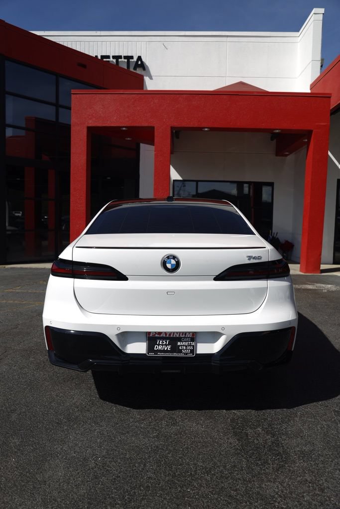 Used 2023 BMW 740i RWD image 5
