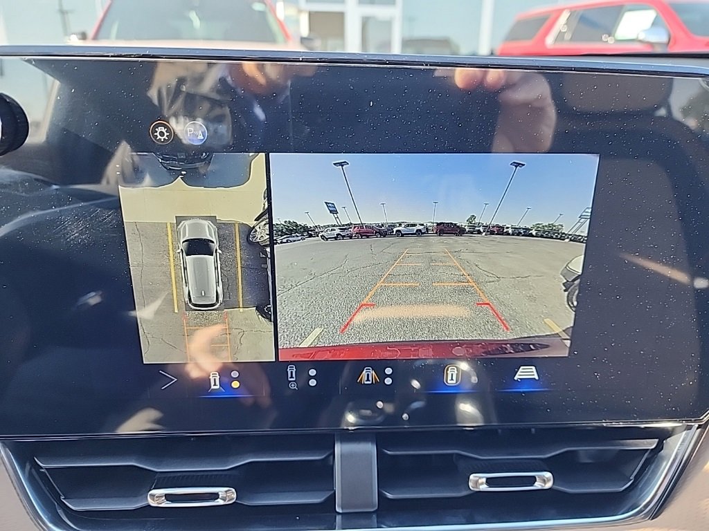 New 2026 Chevrolet Equinox ACTIV w/ Convenience Package III image 35