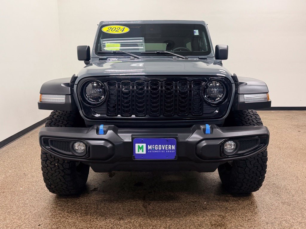 Used 2024 Jeep Wrangler Unlimited AWD/4WD image 10