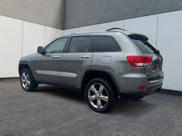 Used 2012 Jeep Grand Cherokee Overland image 12
