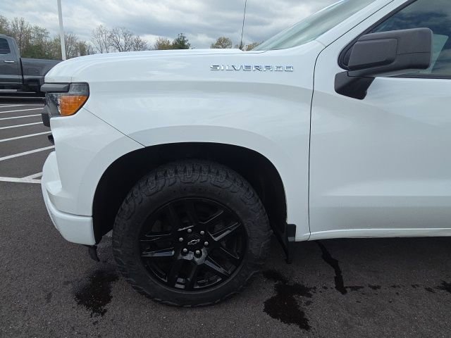 Used 2022 Chevrolet Silverado 1500 Custom AWD/4WD image 13