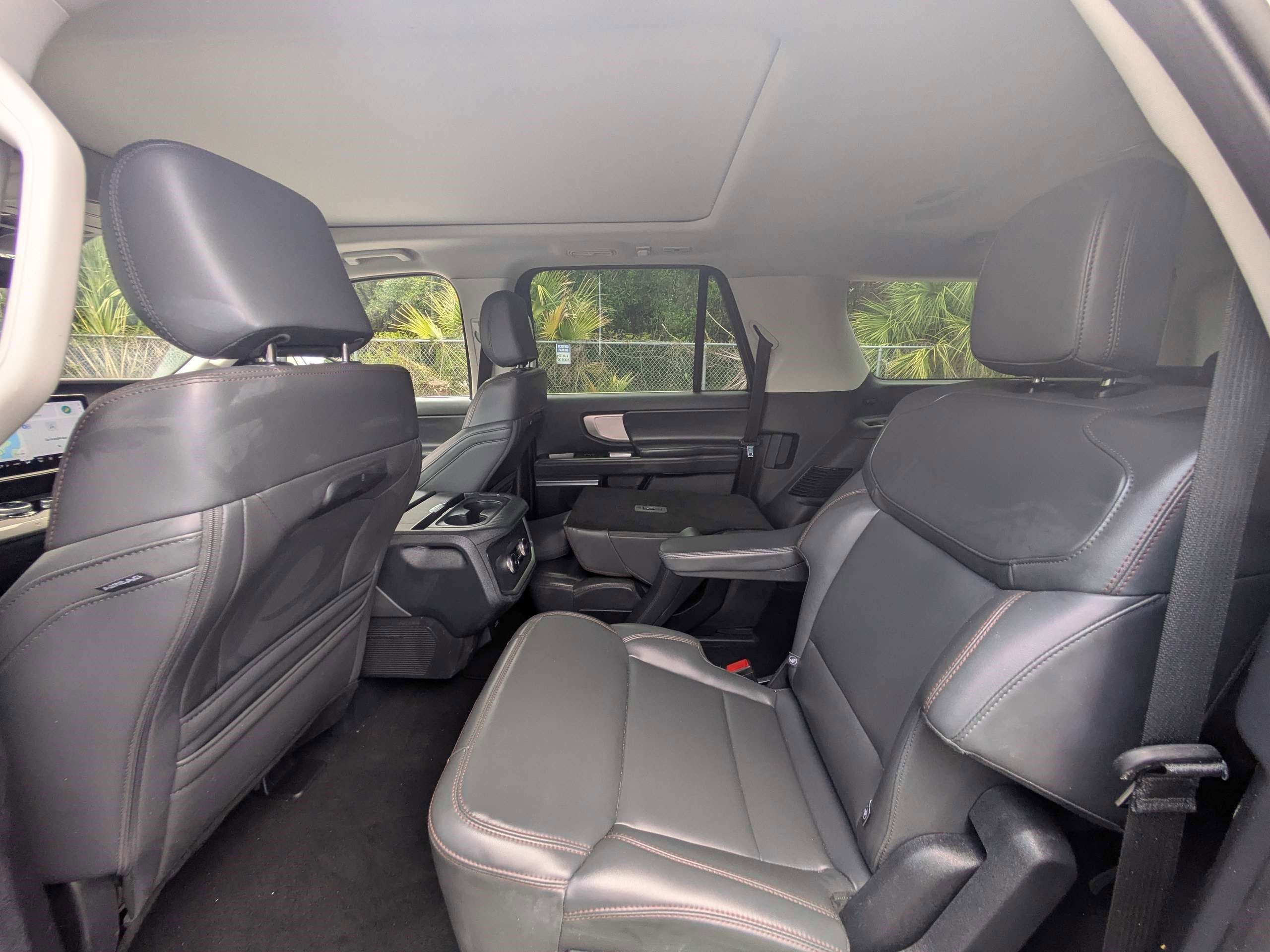 Used 2025 Ford Expedition Max Active AWD/4WD image 13