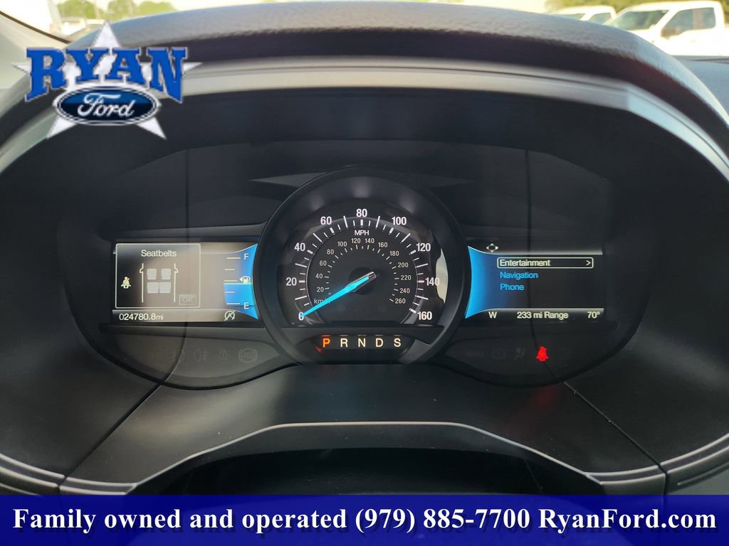 Certified 2022 Ford Edge Titanium w/ Equipment Group 301A AWD/4WD image 11