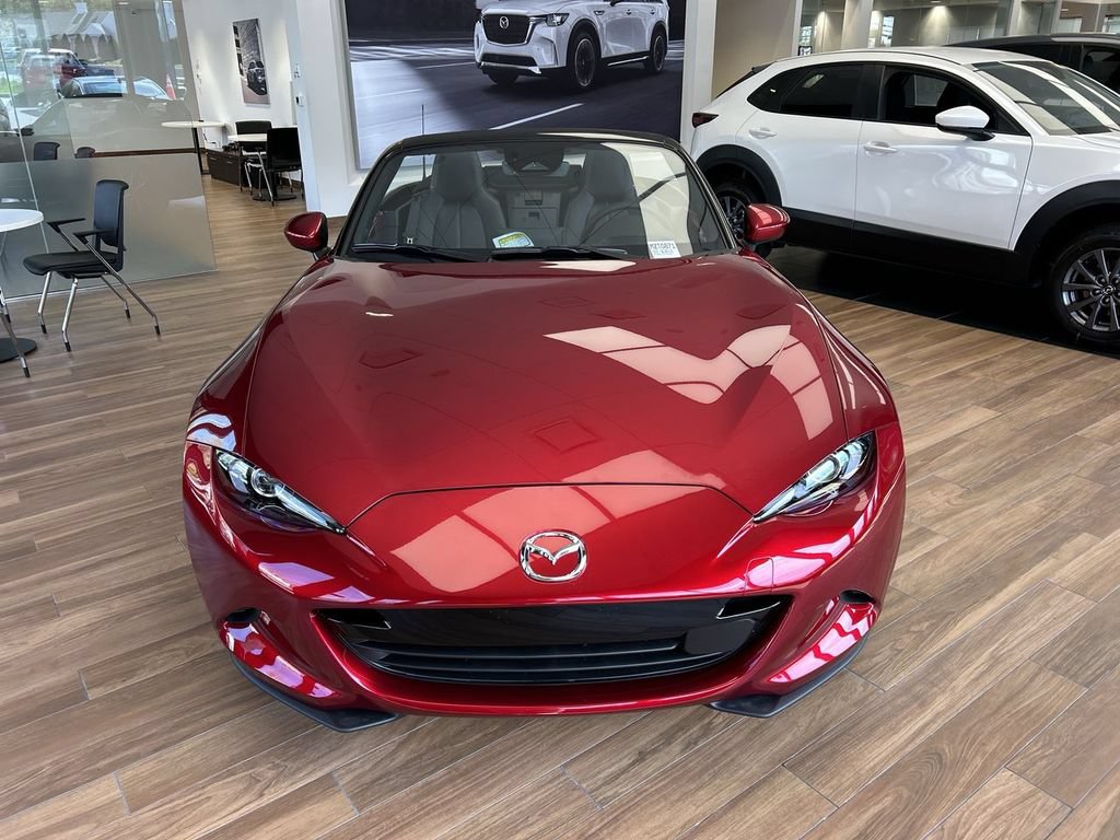 New 2026 MAZDA MX-5 Miata Grand Touring w/ Weather Package RWD image 3