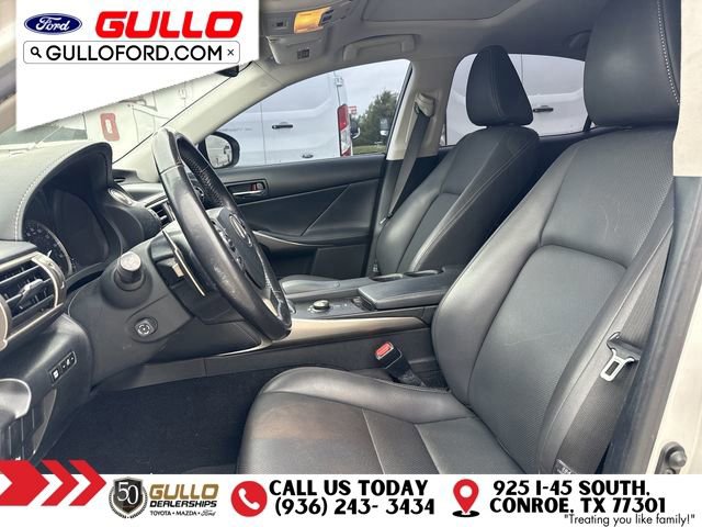 Used 2016 Lexus IS 200t RWD image 29