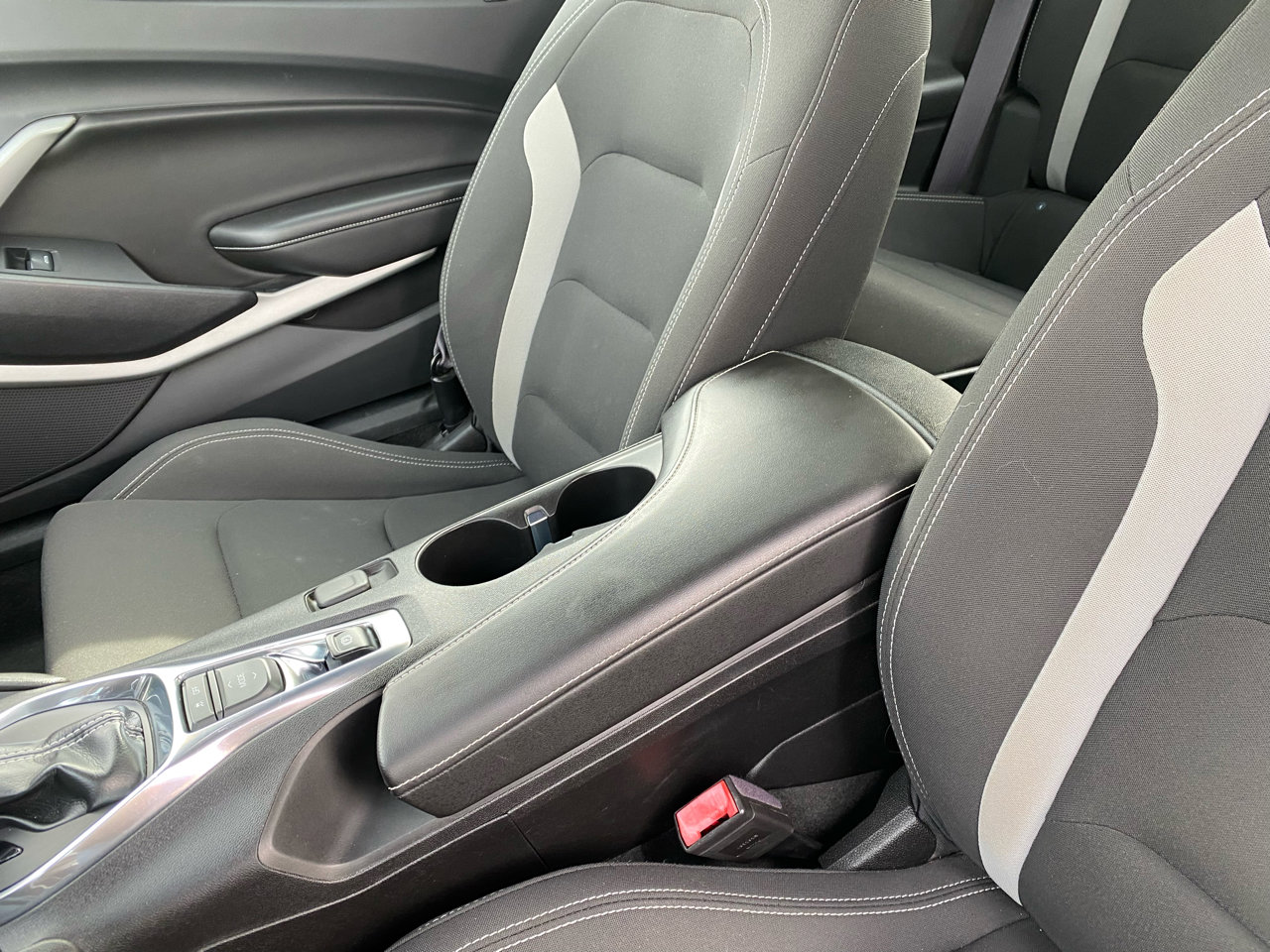 Used 2017 Chevrolet Camaro LT w/ RS Package image 28