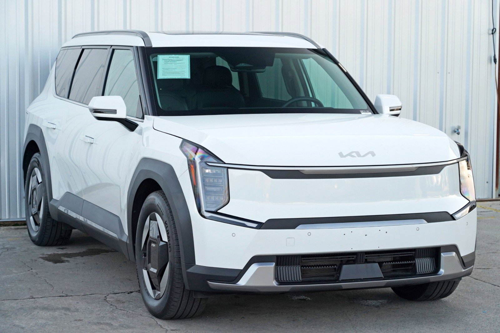 Used 2024 Kia EV9 Wind image 58