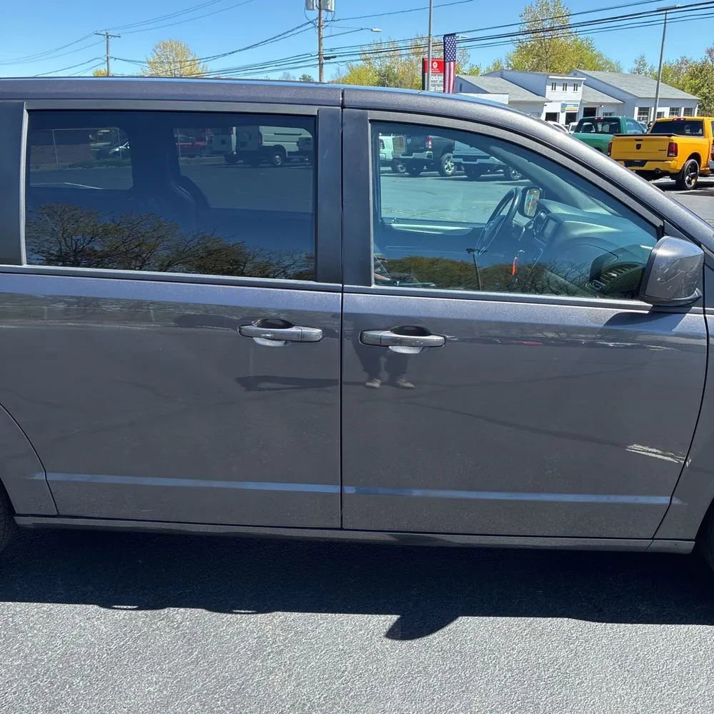 Used 2020 Dodge Grand Caravan GT FWD image 17