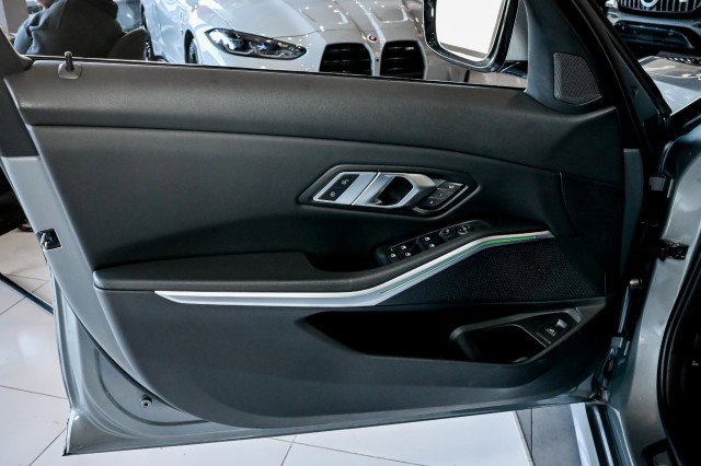 Used 2023 BMW 330i xDrive Sedan w/ M Sport Package image 15