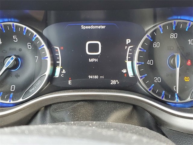 Used 2020 Chrysler Pacifica Touring-L Plus w/ Advanced Safetytec Group image 12