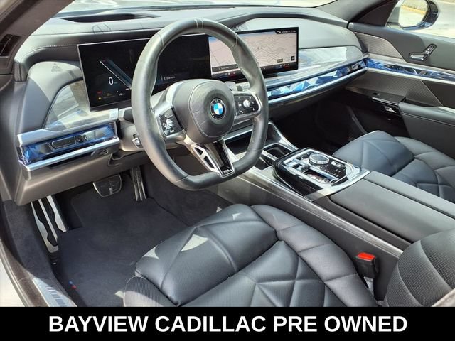 Used 2023 BMW 740i RWD image 13