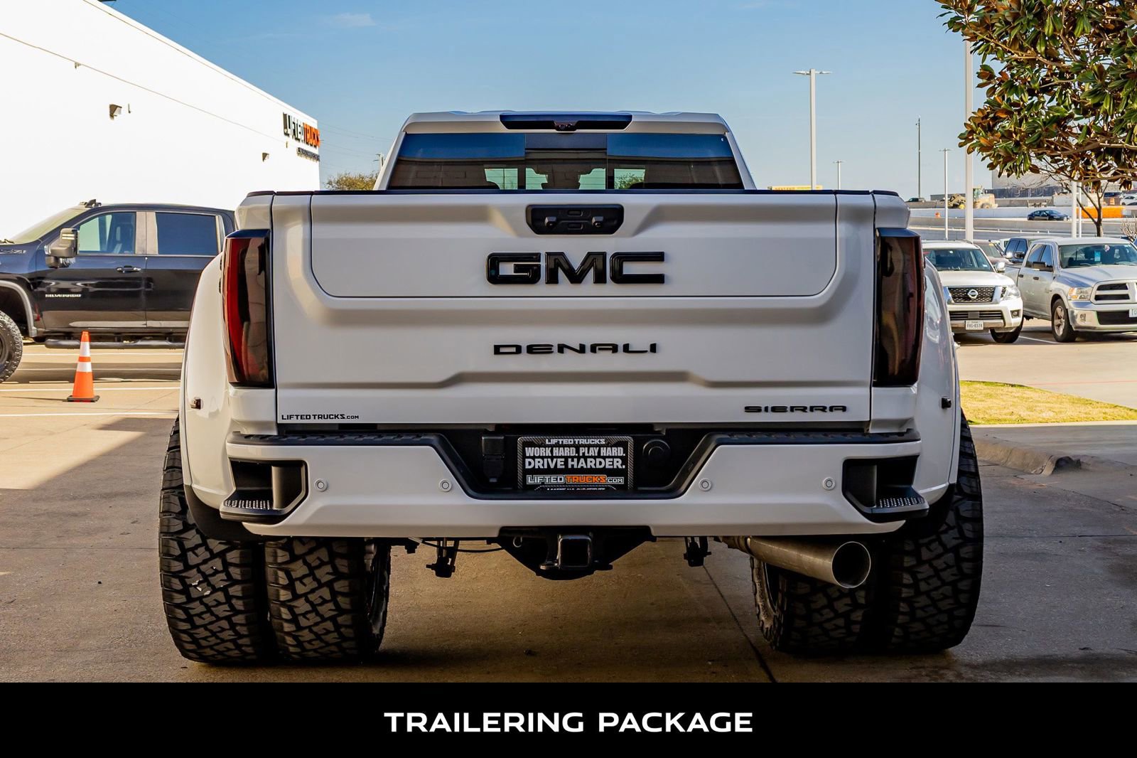 Used 2026 GMC Sierra 3500 Denali Ultimate w/ LPO, Black Badging Package image 8