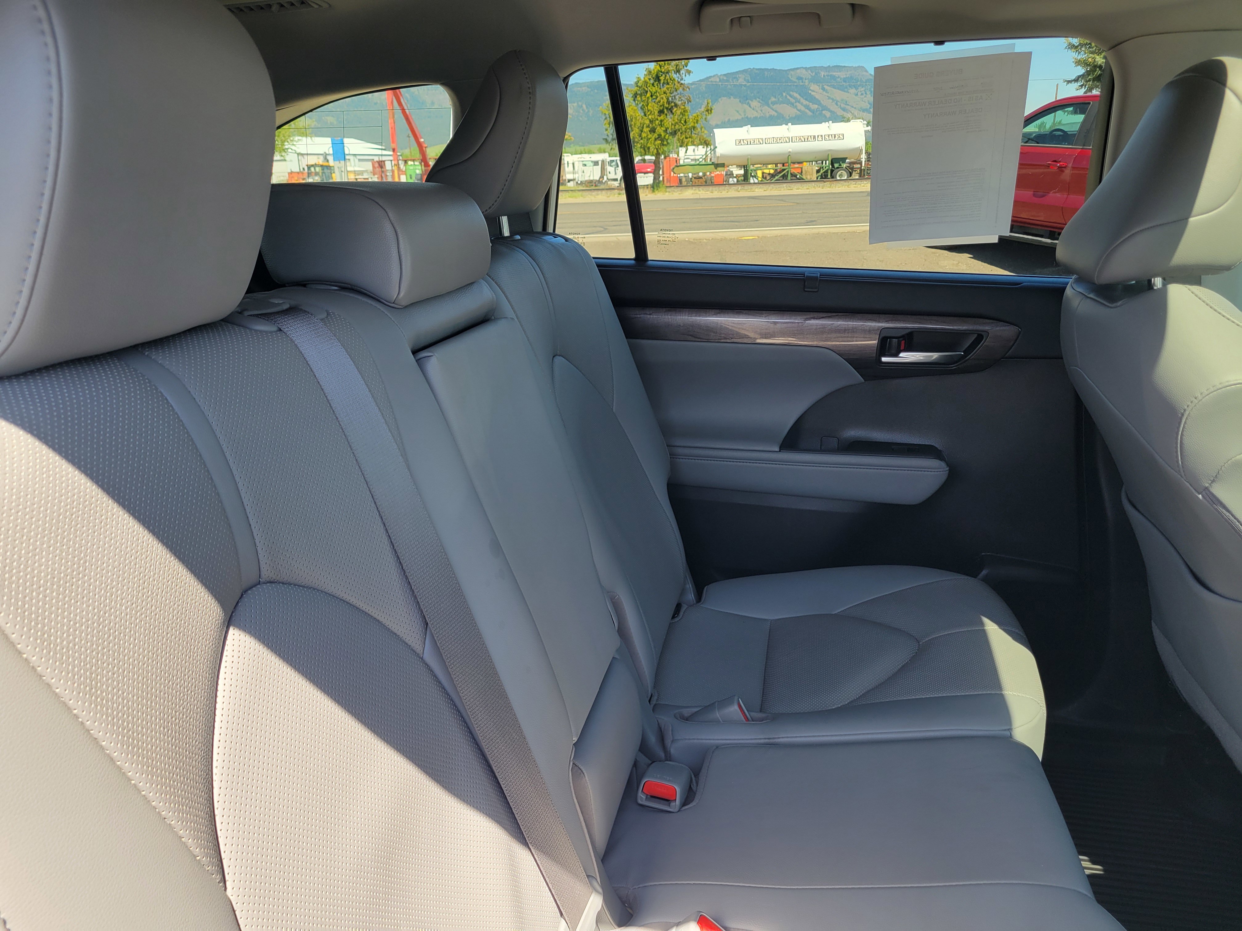 Used 2020 Toyota Highlander Limited AWD/4WD image 17