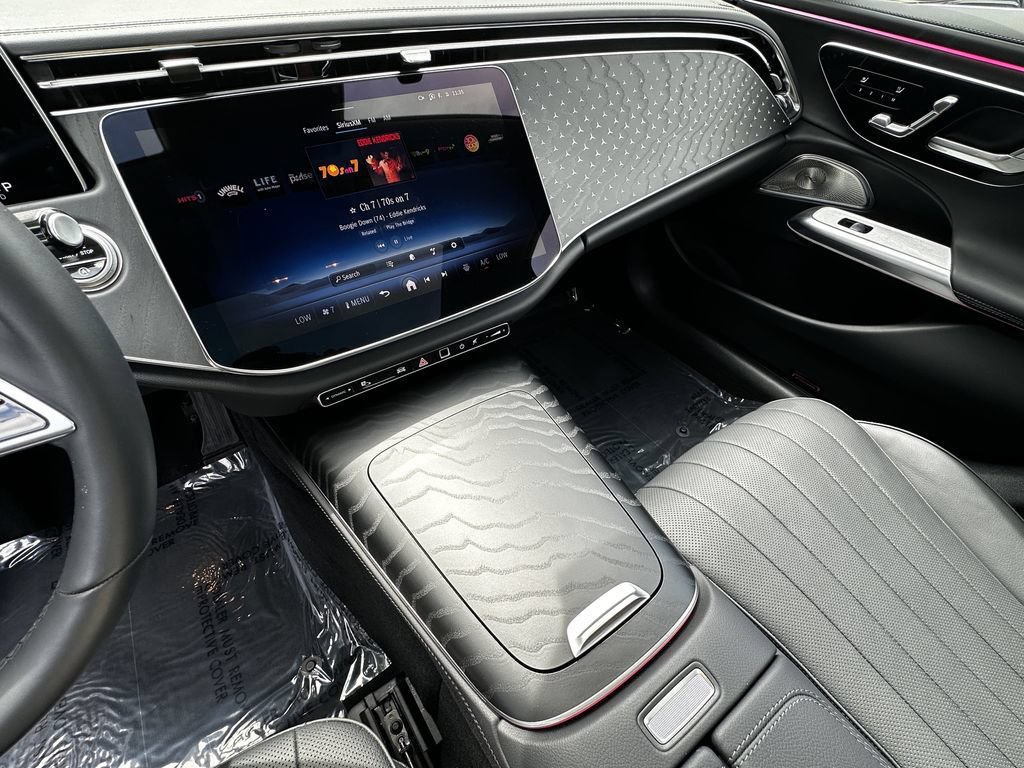 Certified 2025 Mercedes-Benz E 350 Sedan image 31