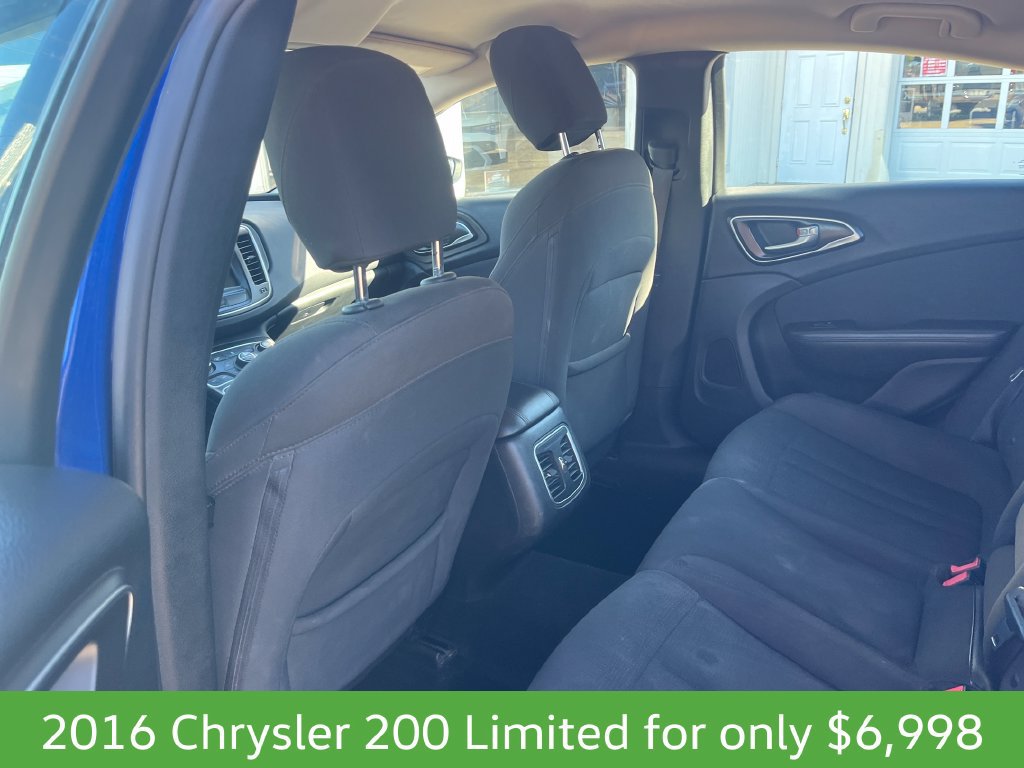 Used 2016 Chrysler 200 Limited w/ Convenience Group FWD image 15