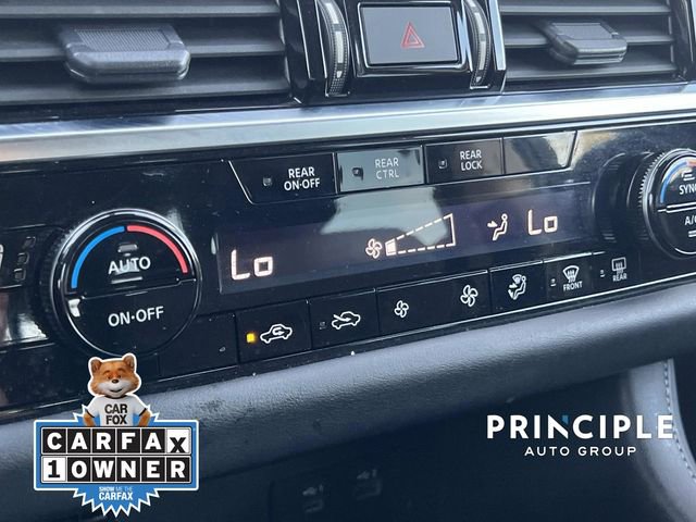 Used 2024 Nissan Pathfinder SV image 25