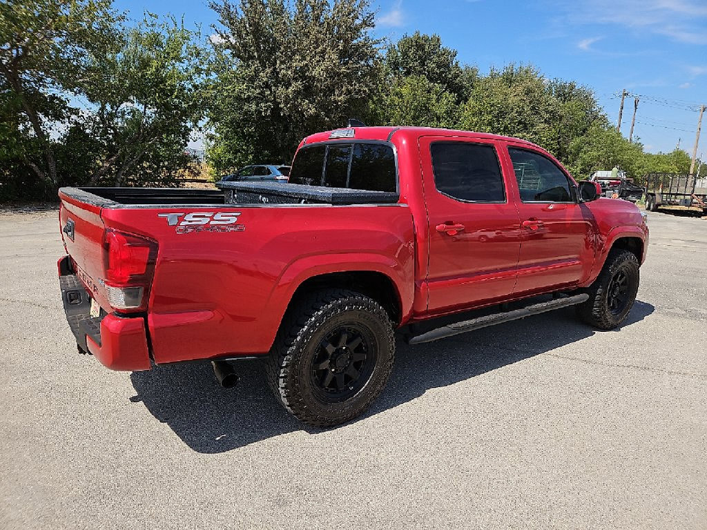 Used 2022 Toyota Tacoma SR AWD/4WD image 8