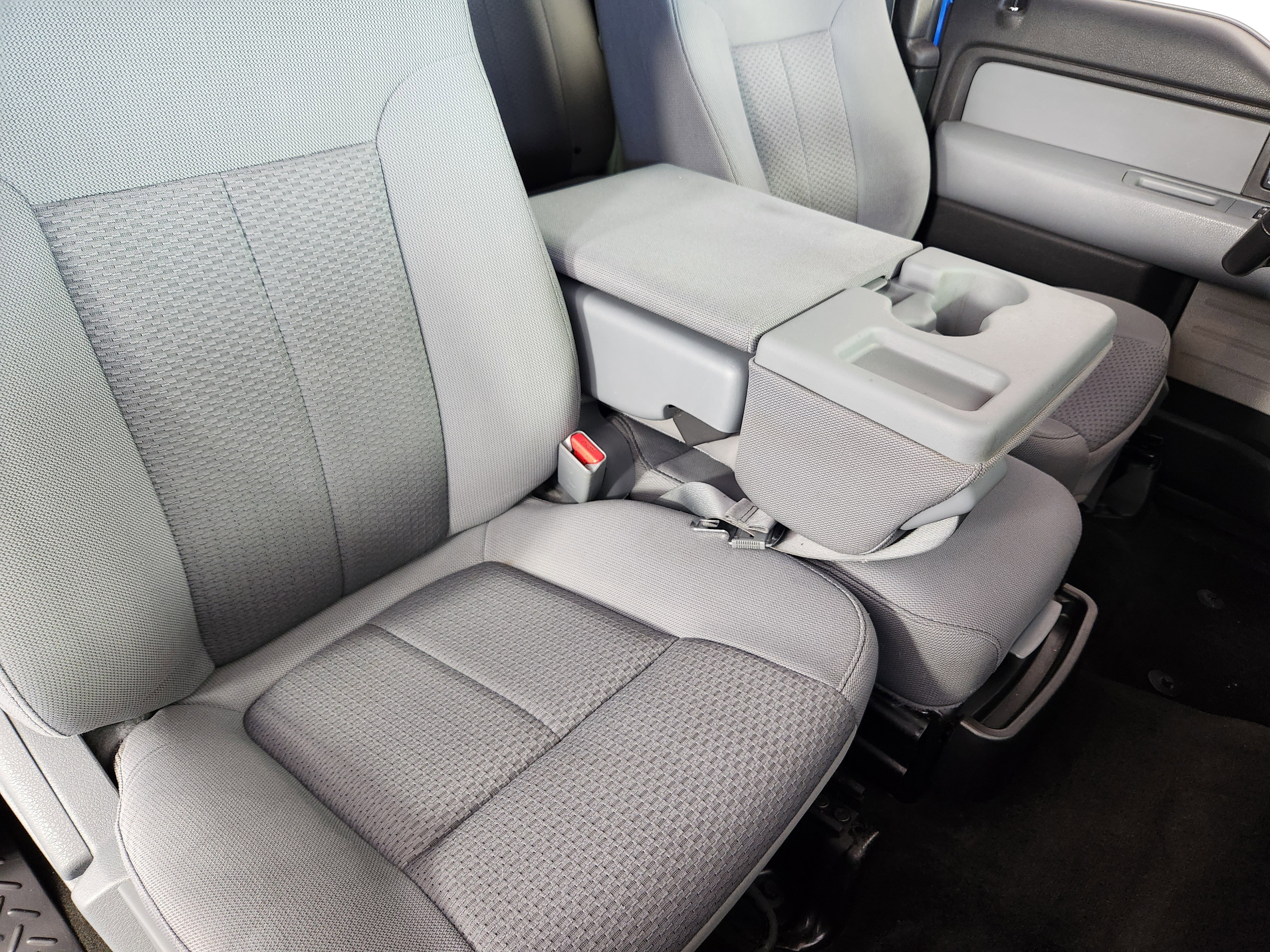 Used 2014 Ford F150 XLT w/ Equipment Group 301A Mid RWD image 10