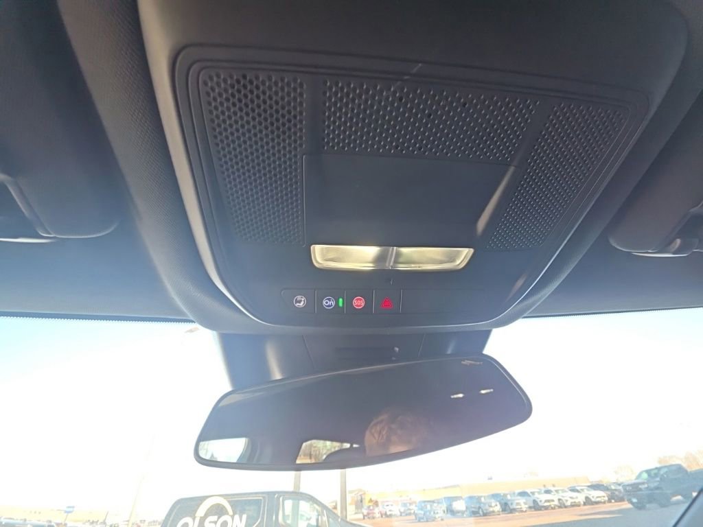 Used 2025 Chevrolet Equinox EV LT w/ Convenience Package image 30