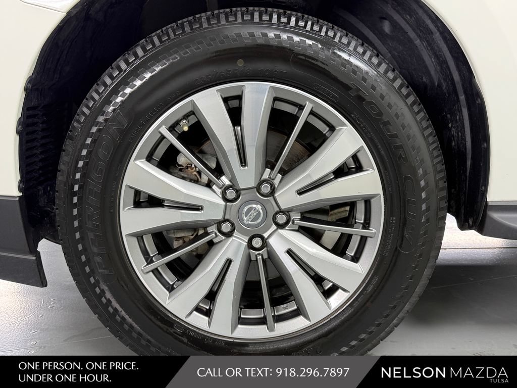 Used 2018 Nissan Pathfinder S FWD image 11