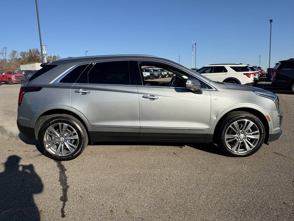 Used 2025 Cadillac XT5 Premium Luxury image 6