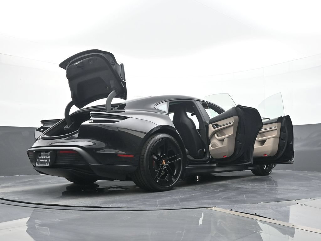 New 2026 Porsche Taycan 4S AWD/4WD image 28