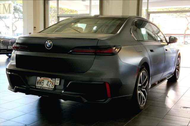 Used 2023 BMW 740i RWD image 6