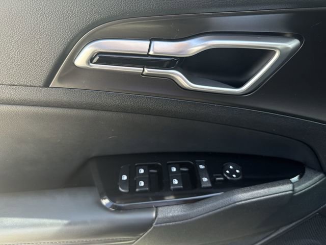 Used 2023 Kia Sportage EX FWD image 23