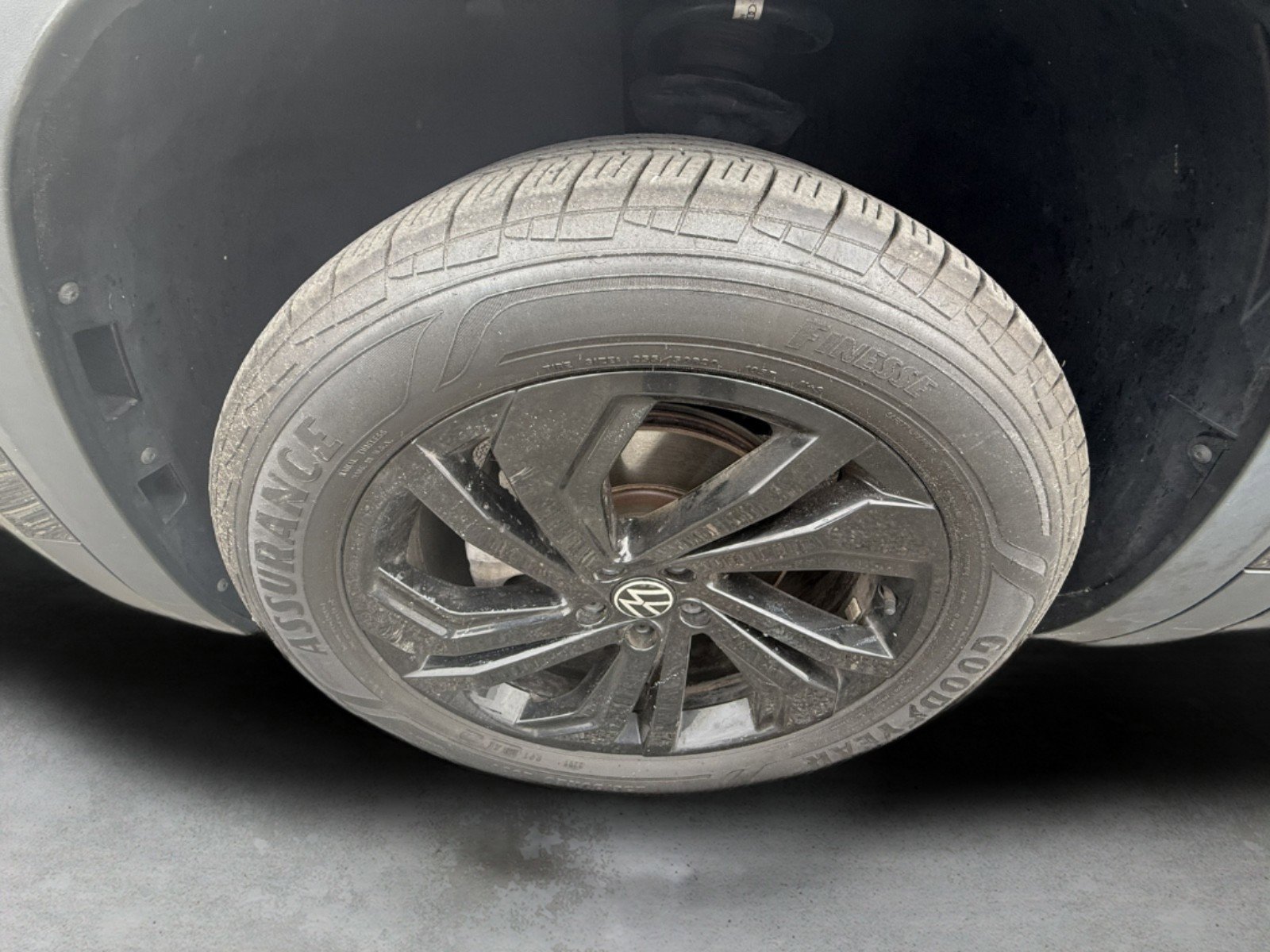 Used 2023 Volkswagen Atlas SE image 59