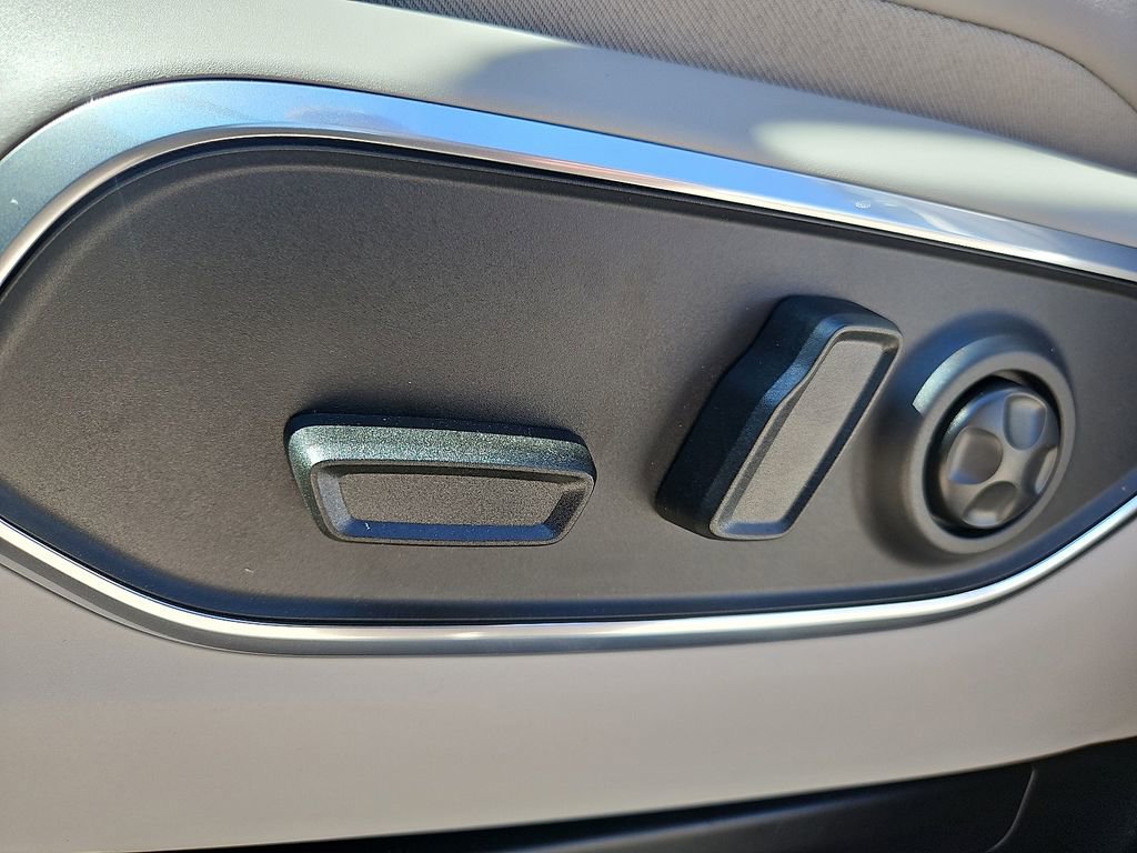 New 2025 Jeep Wagoneer 4WD image 14