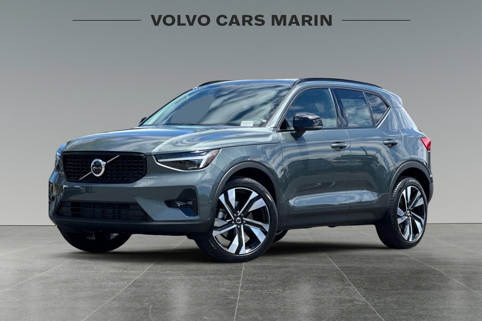New 2026 Volvo XC40 B5 Ultra w/ Protection Package image 1