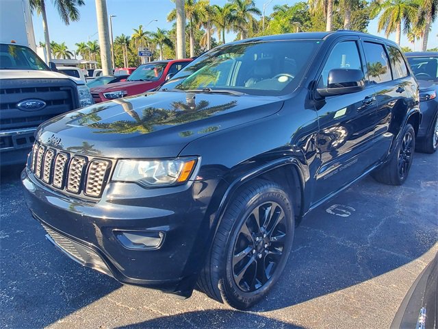 Used 2019 Jeep Grand Cherokee Altitude image 30