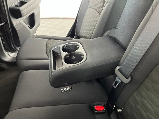 Used 2024 Nissan Pathfinder SV FWD image 43