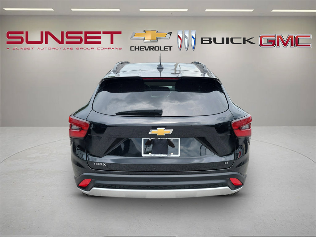 Certified 2024 Chevrolet Trax LT FWD image 5