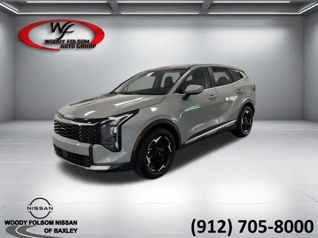 Used 2026 Kia Sportage EX FWD image 1