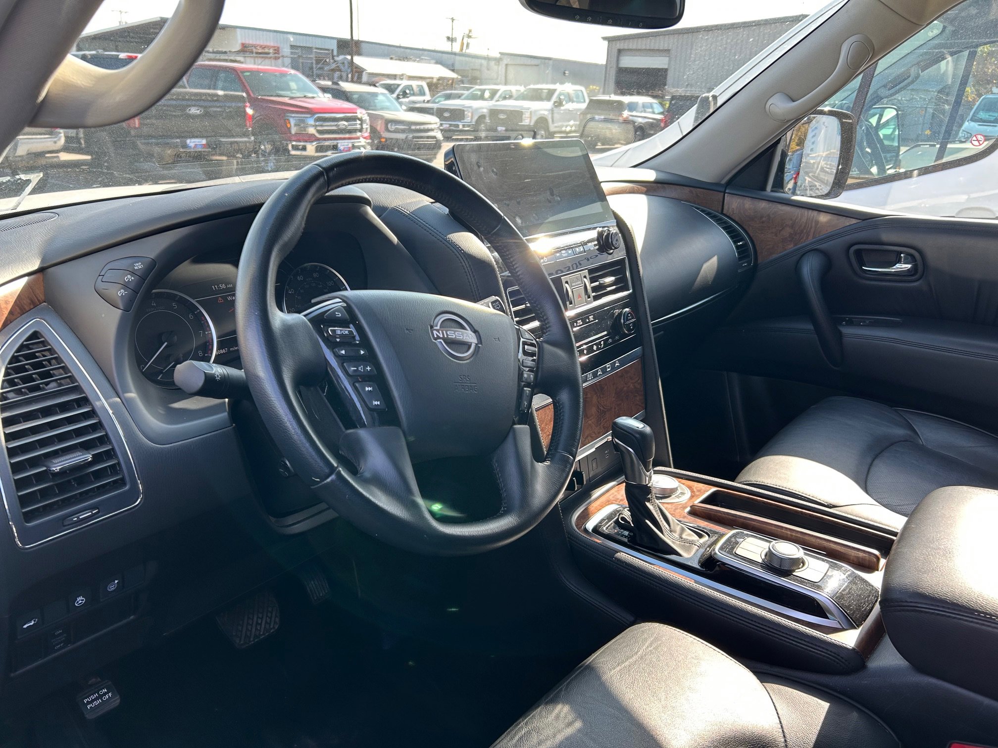 Used 2024 Nissan Armada SL w/ Captain's Chairs Package image 36