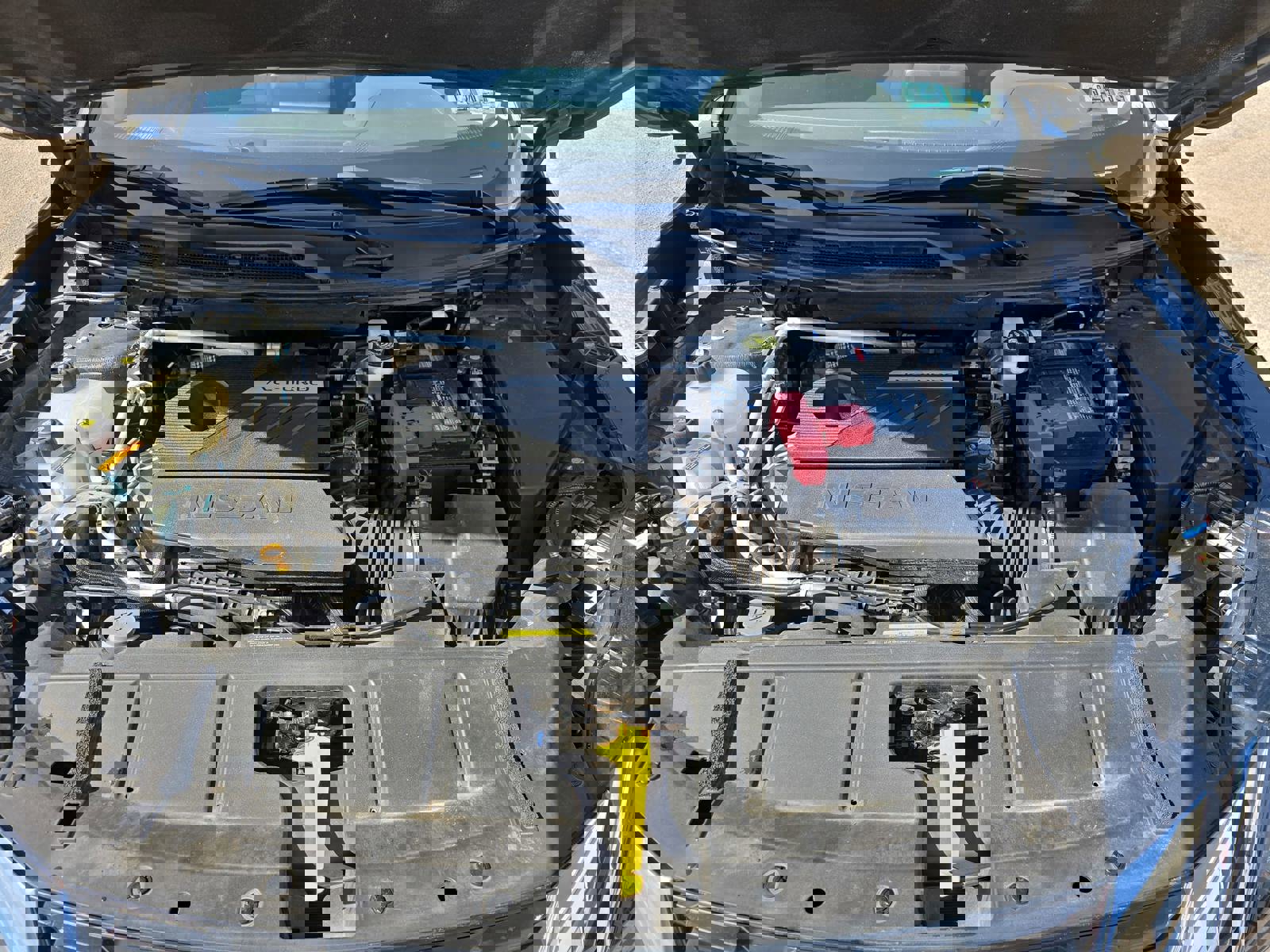 Used 2023 Nissan Rogue S image 32