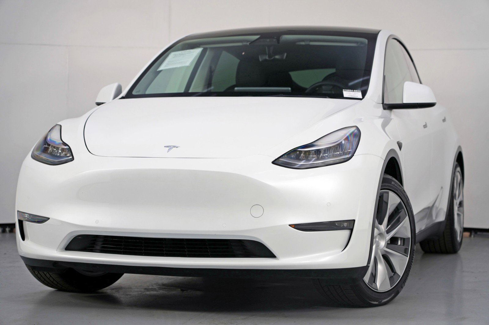 Used 2021 Tesla Model Y Long Range image 3