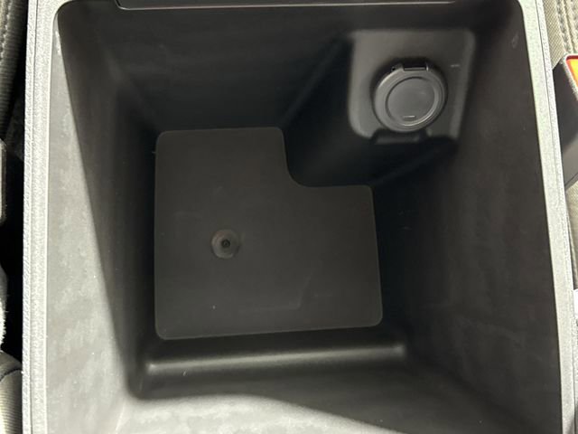 Used 2022 Nissan Frontier SV w/ Technology Package image 25